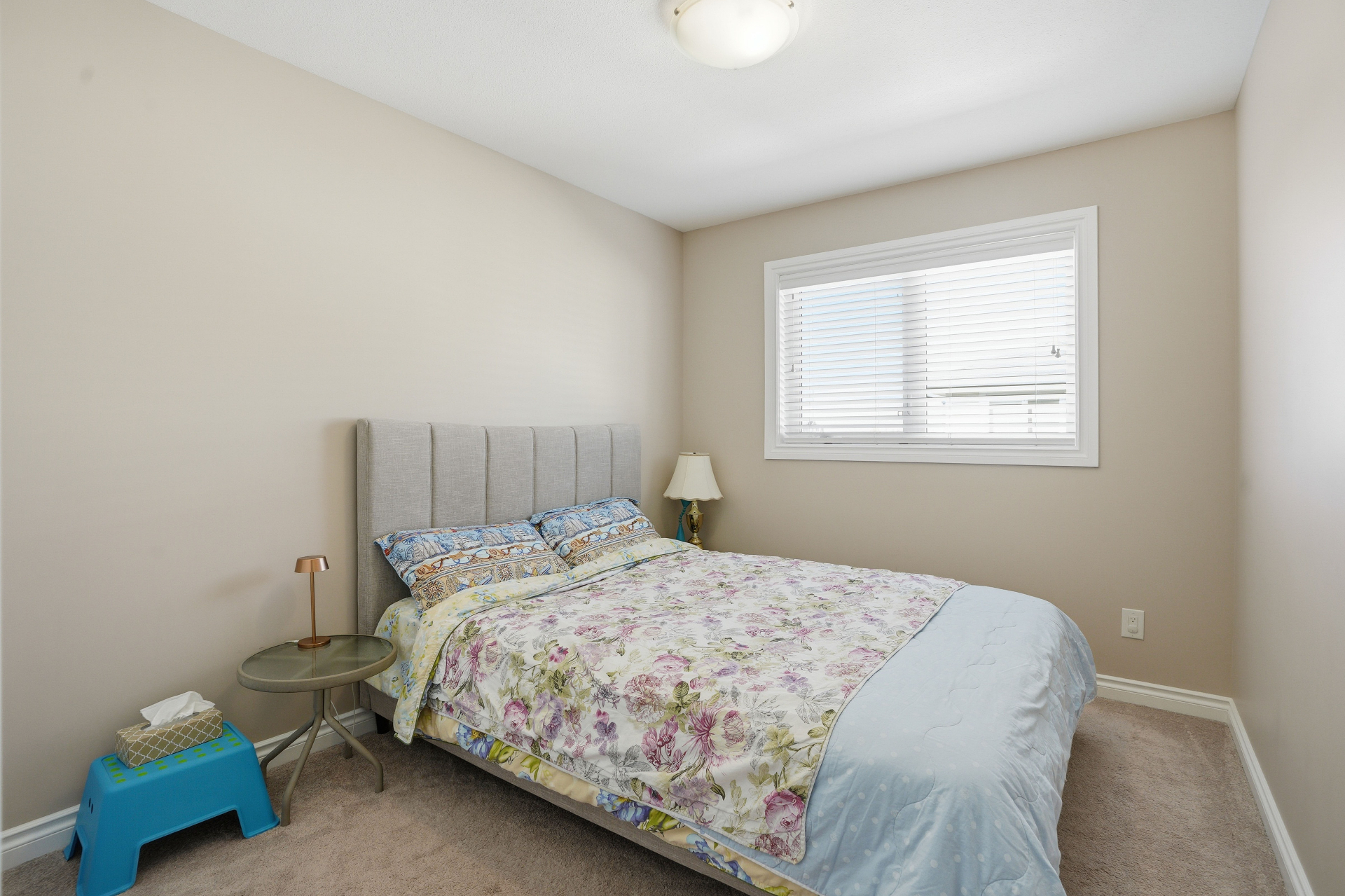 Stonebridge双车库联排出售 · 212 Willis Crescent #301——林与唐地产 - 9